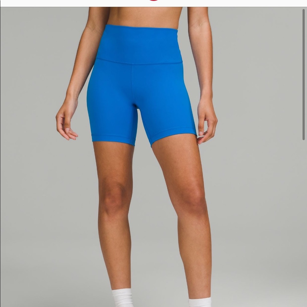 Lululemon navy blue winder under train short 6”